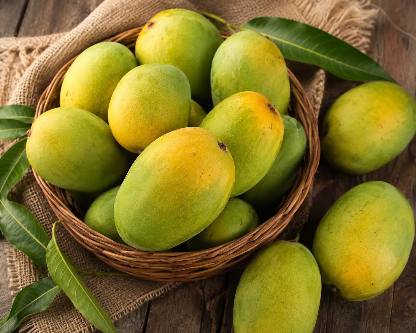 Malda Saroli Mangoes — Premium Handpicked Quality | Sweet, Juicy & Farm Fresh